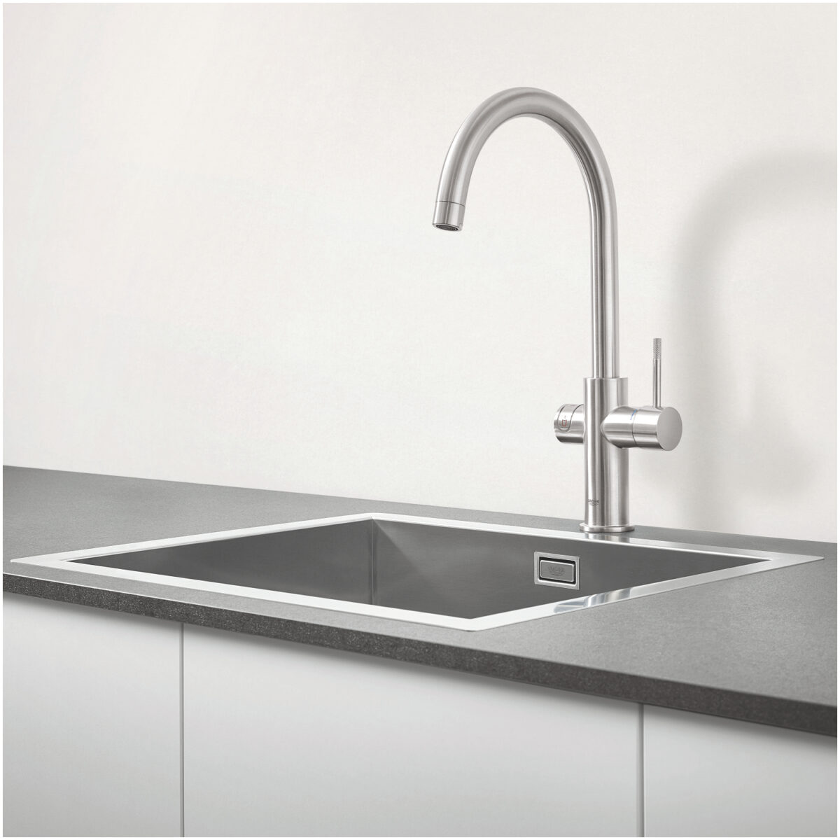 ΒΡΥΣΗ ΚΑΙ ΜΠΟΪΛΕΡ RED DUO L SIZE SUPERSTEEL C-SPOUT 30079DC1 GROHE
