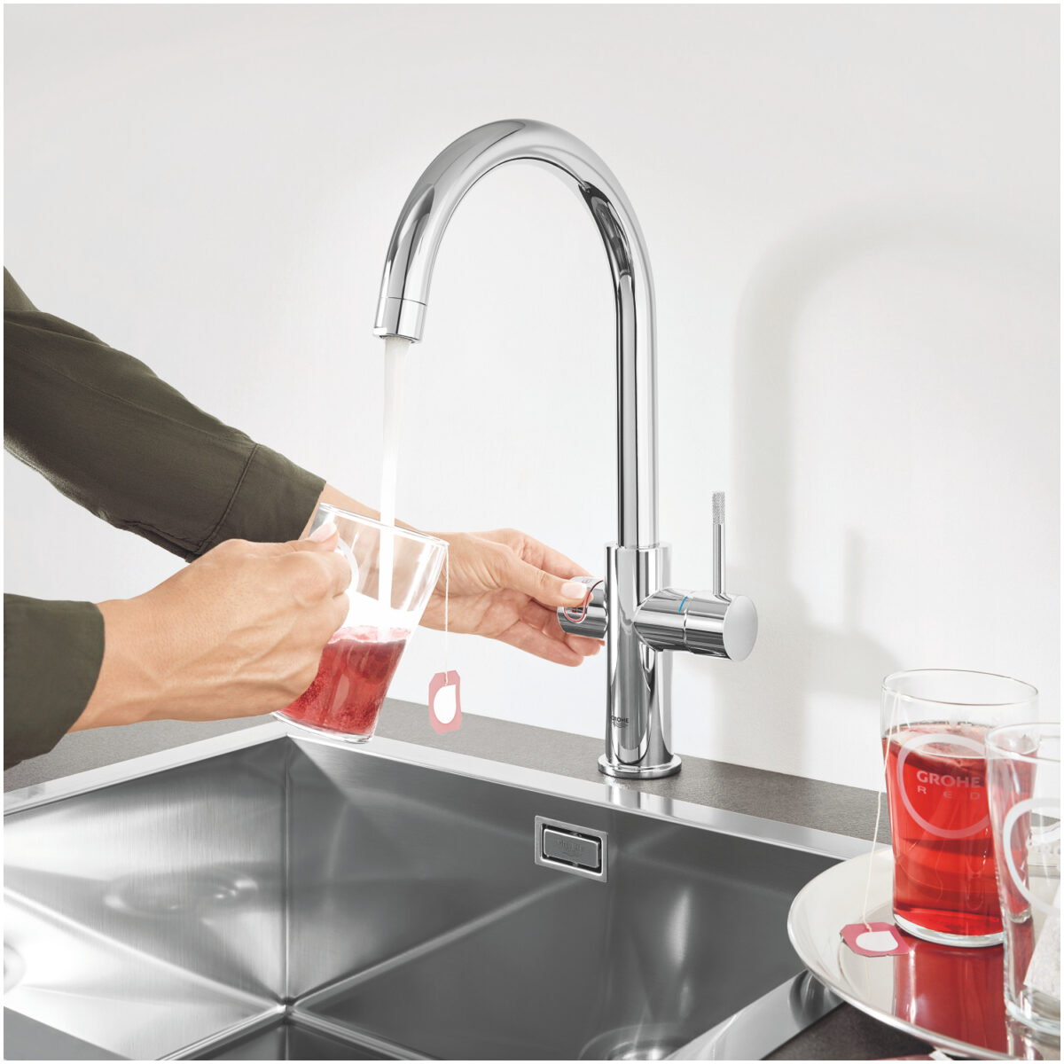 RED DUO ΒΡΥΣΗ ΚΑΙ ΜΠΟΪΛΕΡ M SIZE ΧΡΩΜΕ C-SPOUT 30083001 GROHE